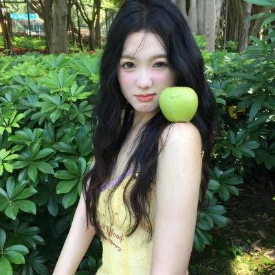 阿罗有枝彩色笔